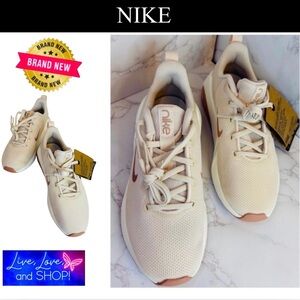 NIKE Bella 7, Color: Sail/Coconut Milk/Copper Moon, NWT